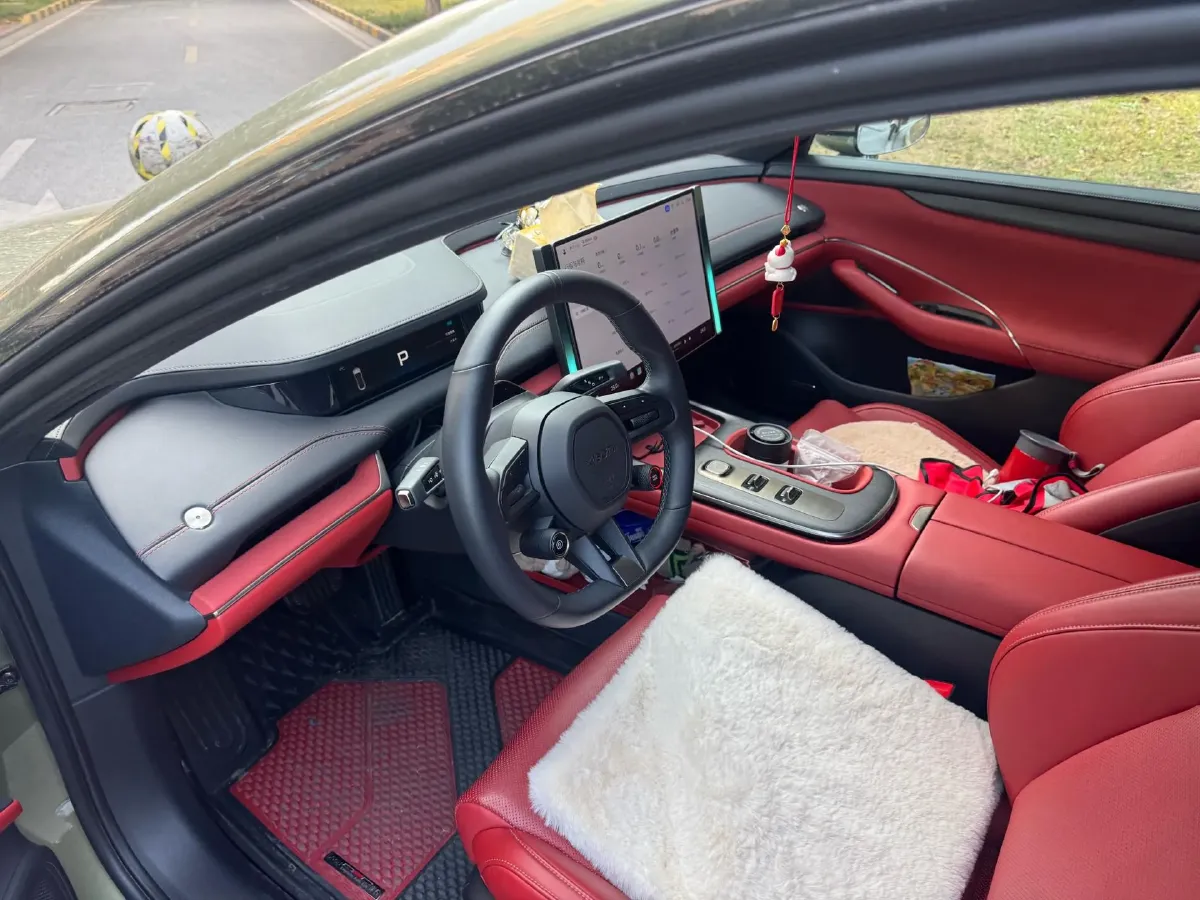 2024 MI SU7 BEV 73.6KWH,autocango,china used car exporter,china ev exporter,chinese used car exporter,chinese used ev exporter