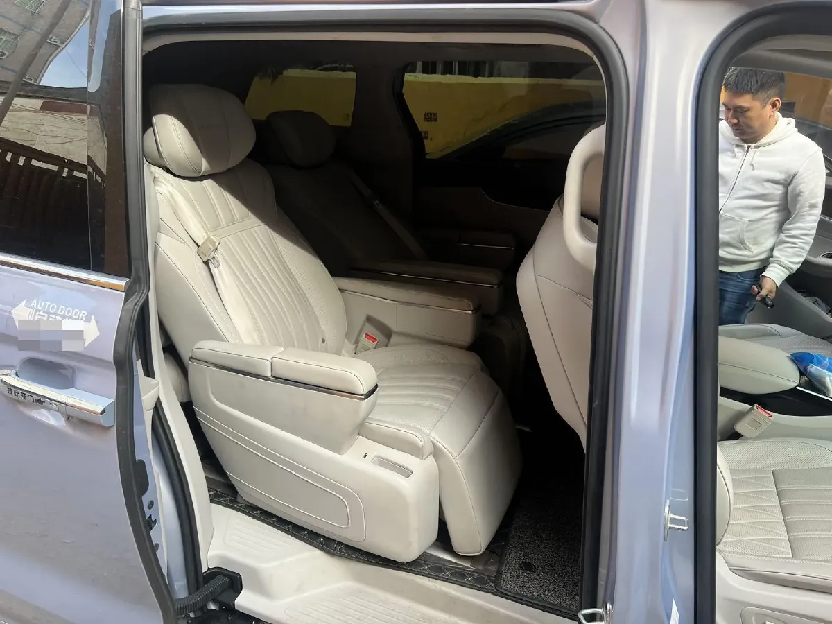 2022 Roewe iMAX8 BEV 90KWH,autocango,china used car exporter,china ev exporter,chinese used car exporter,chinese used ev exporter