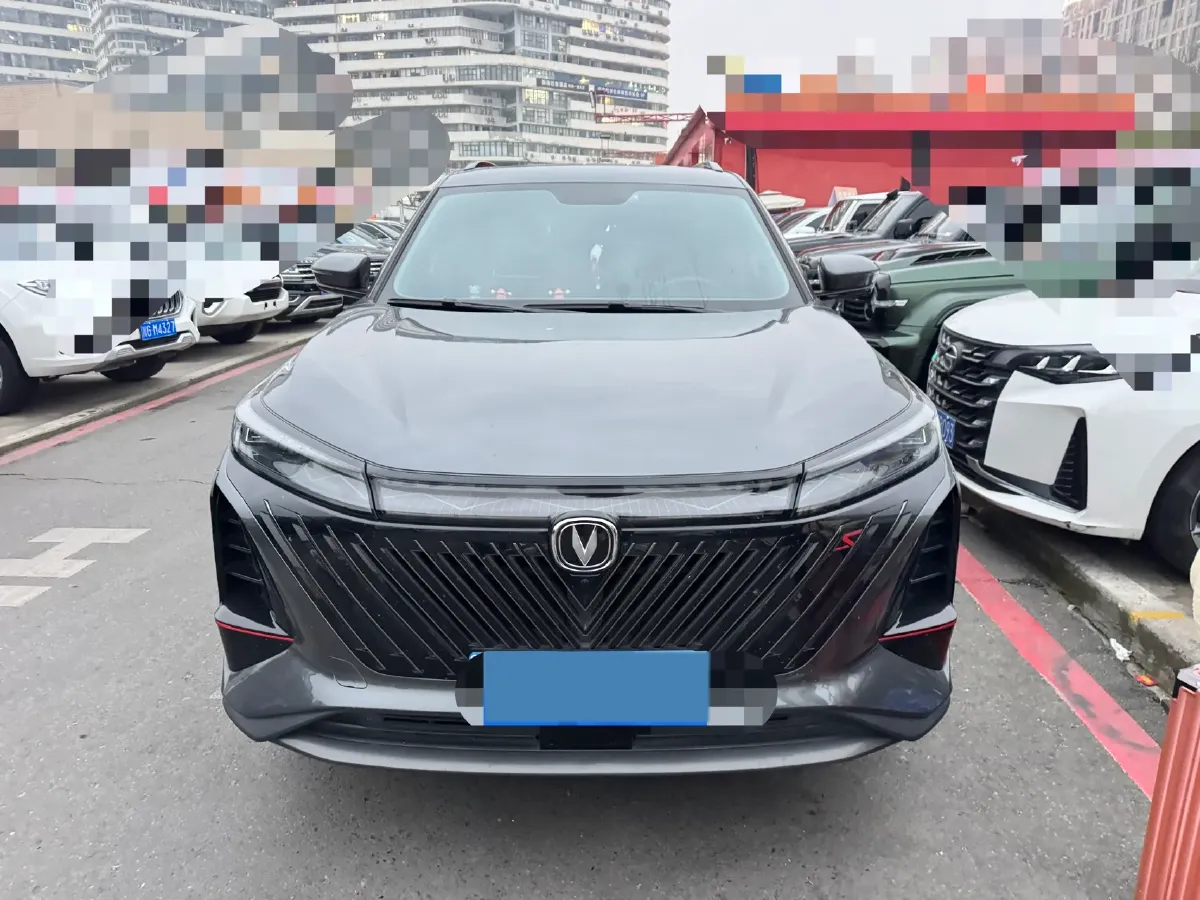 2022 ChangAn CS75 Plus 2.0T 233HP L4 8AT,autocango,china used car exporter,china ev exporter,chinese used car exporter,chinese used ev exporter