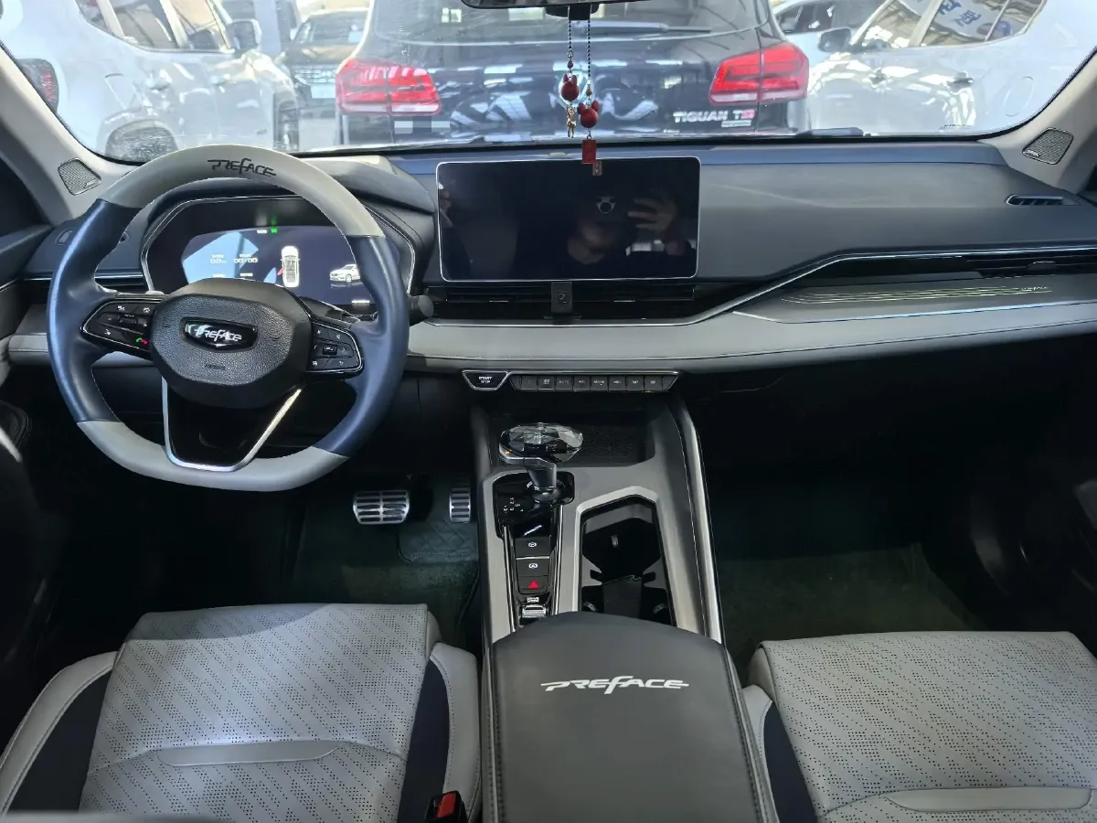 2021 Geely Preface 2.0T 190HP L4 7DCT,autocango,china used car exporter,china ev exporter,chinese used car exporter,chinese used ev exporter