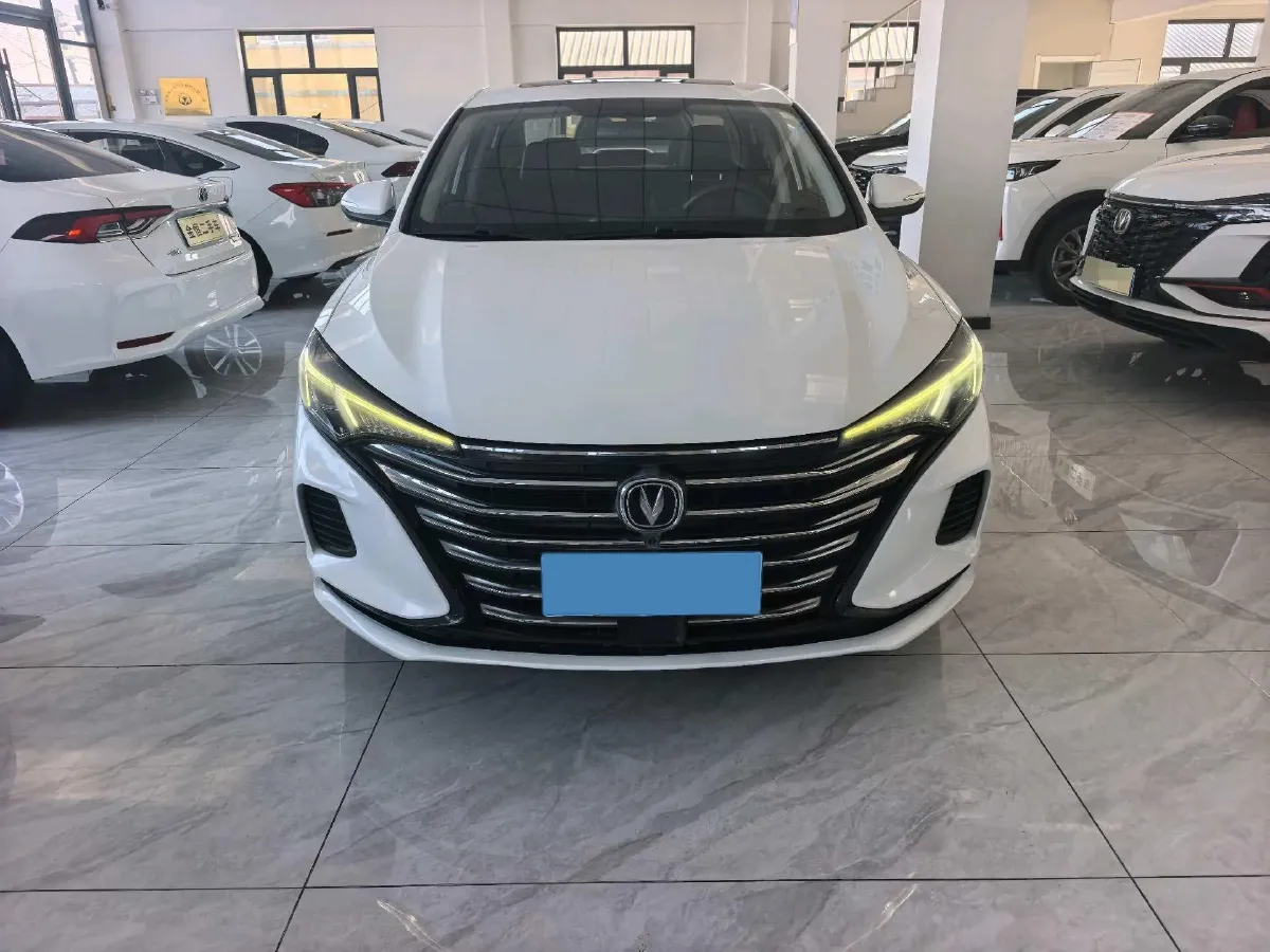 2021 ChangAn Eado 1.6L 128HP L4 CVT,autocango,china used car exporter,china ev exporter,chinese used car exporter,chinese used ev exporter