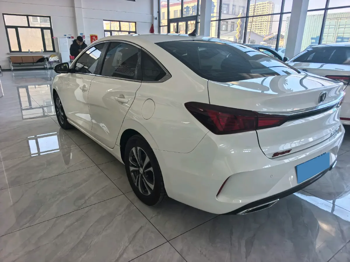 2021 ChangAn Eado 1.6L 128HP L4 CVT,autocango,china used car exporter,china ev exporter,chinese used car exporter,chinese used ev exporter