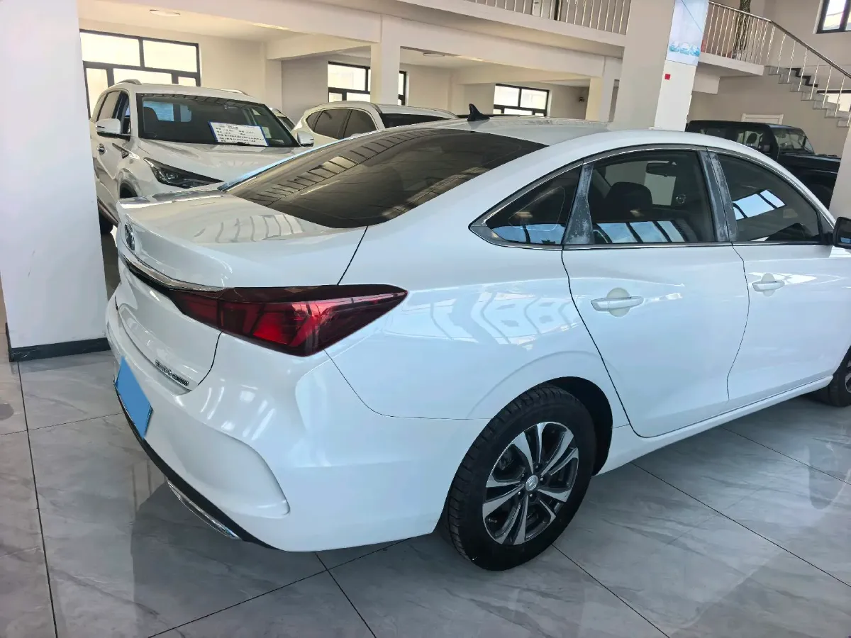 2021 ChangAn Eado 1.6L 128HP L4 CVT,autocango,china used car exporter,china ev exporter,chinese used car exporter,chinese used ev exporter