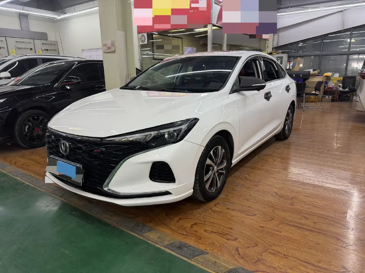 2021 ChangAn Eado 1.4T 160HP L4 7DCT 2021 ChangAn Eado 1.4T 160HP L4 7DCT