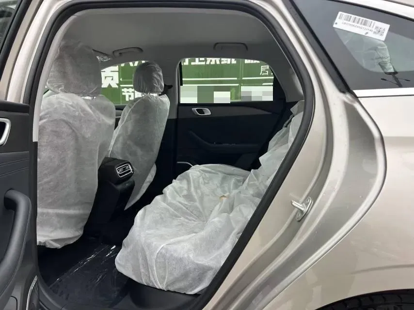 2025 ChangAn KuaYue KuaYueXing V5 EV BEV 41.86KWH,autocango,china used car exporter,china ev exporter,chinese used car exporter,chinese used ev exporter