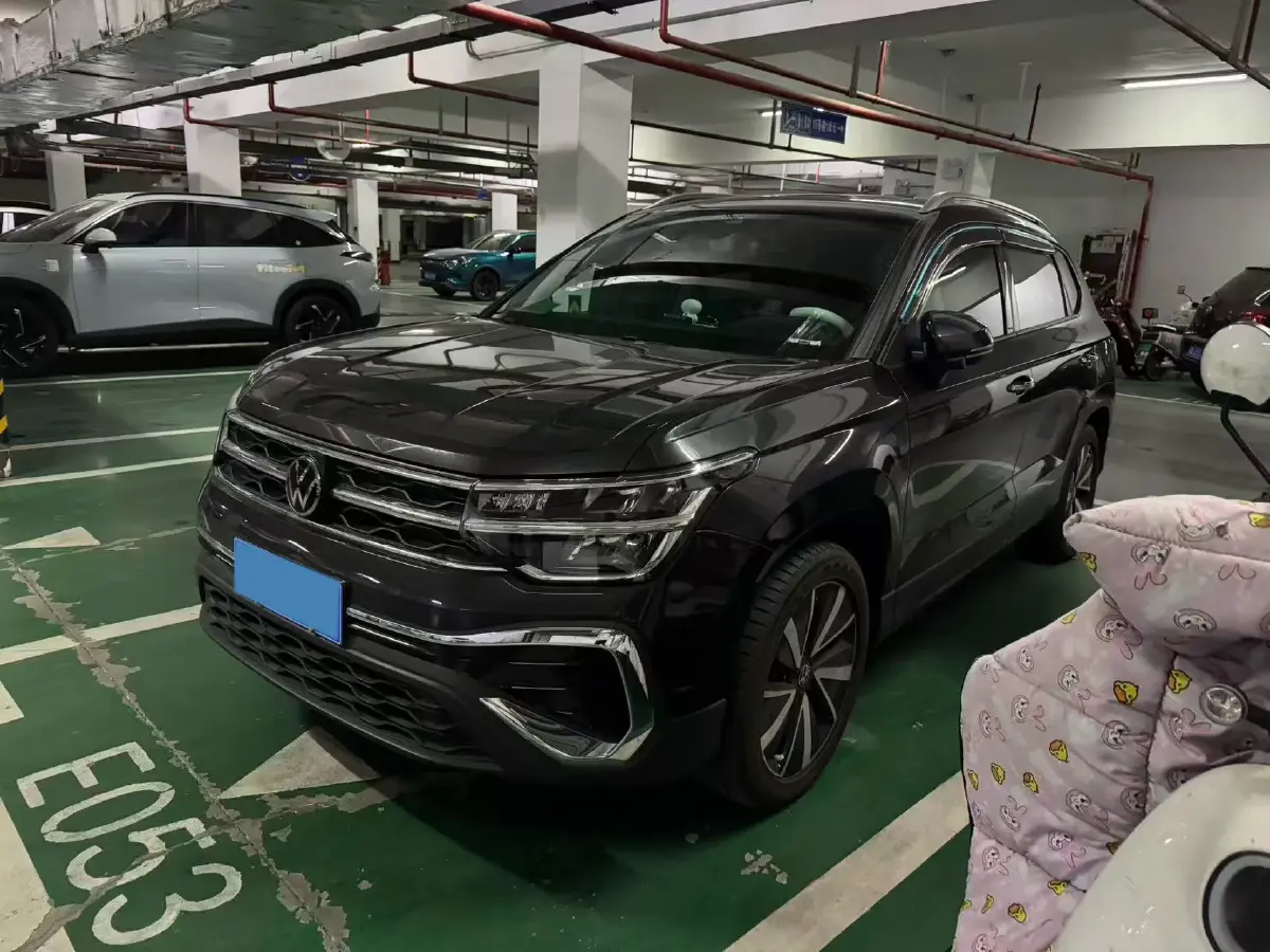 2024 Volkswagen Tharu 1.5T 160HP L4 7DCT 2024 Volkswagen Tharu 1.5T 160HP L4 7DCT