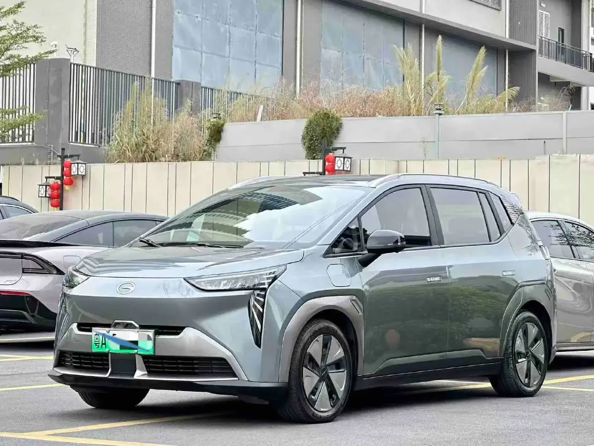 2022 Aion Y BEV 63.98KWH