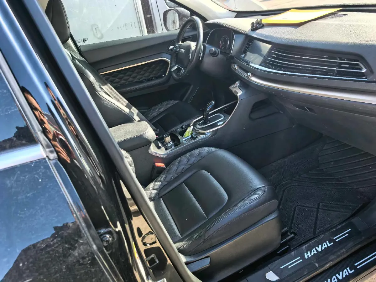 2020 Haval H6 1.5T 169HP L4 7DCT,autocango,china used car exporter,china ev exporter,chinese used car exporter,chinese used ev exporter