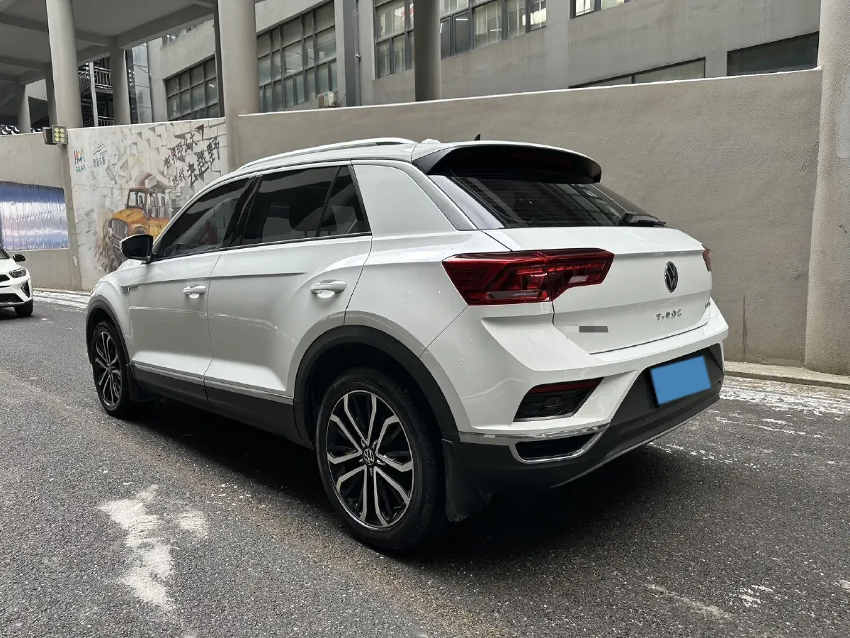 2022 Volkswagen T-Roc 1.4T 150HP L4 7DCT,autocango,china used car exporter,china ev exporter,chinese used car exporter,chinese used ev exporter