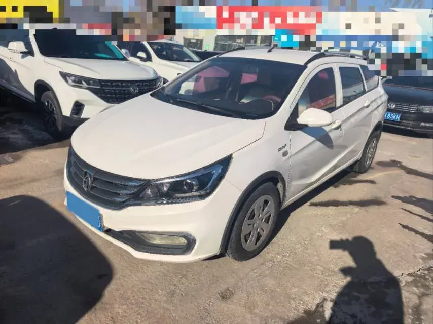 2017 BaoJun 310W 1.5L 112HP L4 6MT 2017 BaoJun 310W 1.5L 112HP L4 6MT