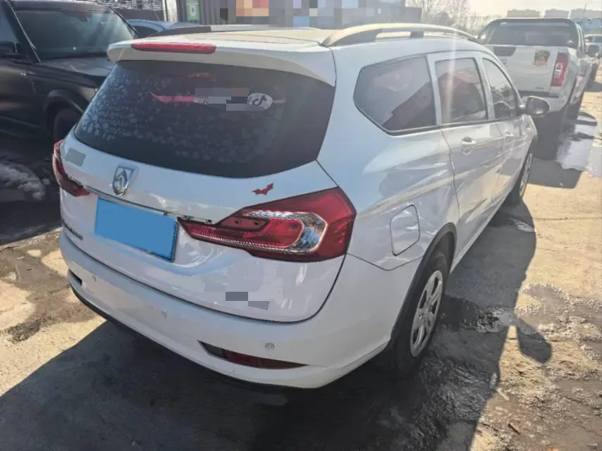 2017 BaoJun 310W 1.5L 112HP L4 6MT,autocango,china used car exporter,china ev exporter,chinese used car exporter,chinese used ev exporter