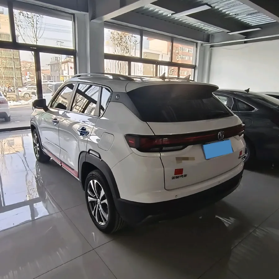 2023 ChangAn CS35 Plus 1.4T 160HP L4 7DCT,autocango,china used car exporter,china ev exporter,chinese used car exporter,chinese used ev exporter