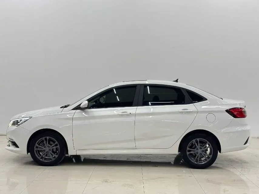2019 ChangAn Eado DT 1.6L 125HP L4 5MT,autocango,china used car exporter,china ev exporter,chinese used car exporter,chinese used ev exporter
