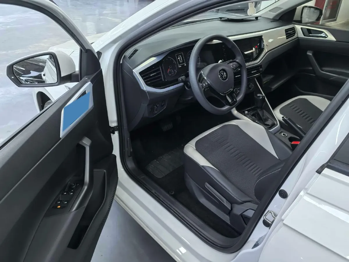 2021 Haval H6 1.5T 169HP L4 7DCT,autocango,china used car exporter,china ev exporter,chinese used car exporter,chinese used ev exporter