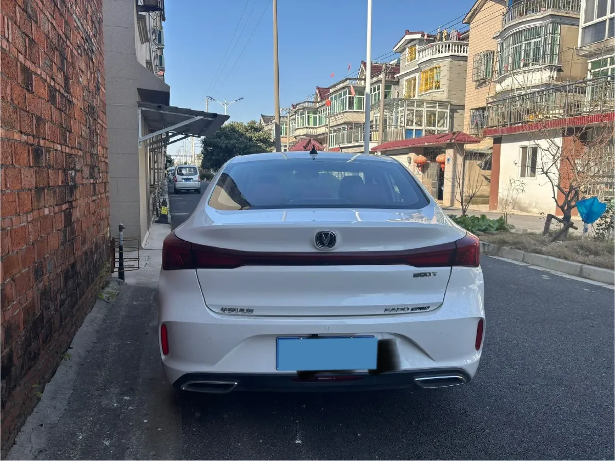 2022 ChangAn Eado 1.4T 160HP L4 7DCT,autocango,china used car exporter,china ev exporter,chinese used car exporter,chinese used ev exporter