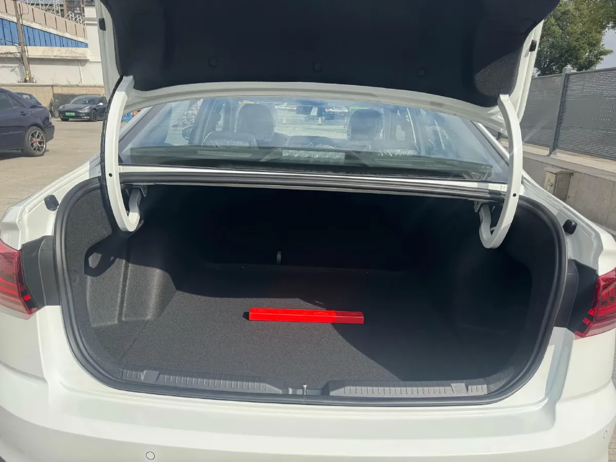 2026 Volkswagen Bora 1.2T 116HP L4 7DCT,autocango,china used car exporter,china ev exporter,chinese used car exporter,chinese used ev exporter