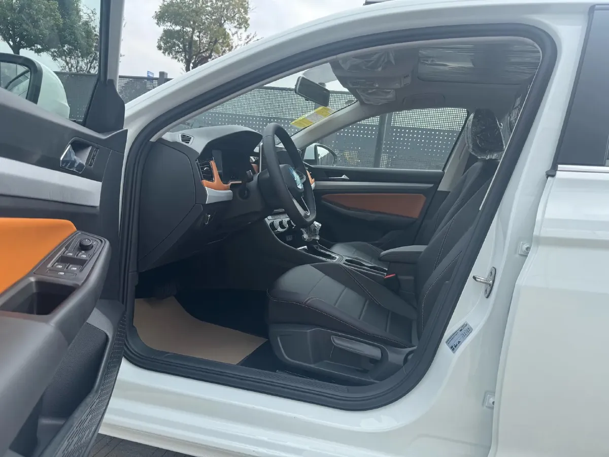 2026 Volkswagen Bora 1.2T 116HP L4 7DCT,autocango,china used car exporter,china ev exporter,chinese used car exporter,chinese used ev exporter