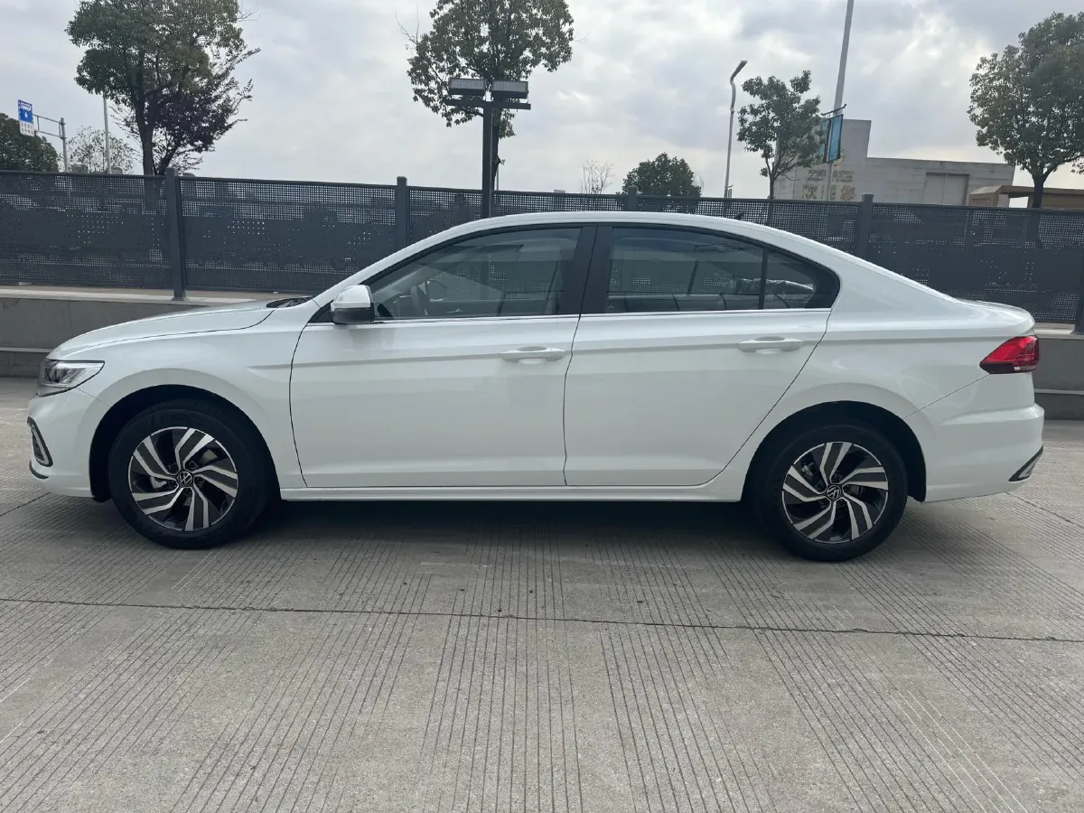 2026 Volkswagen Bora 1.2T 116HP L4 7DCT,autocango,china used car exporter,china ev exporter,chinese used car exporter,chinese used ev exporter