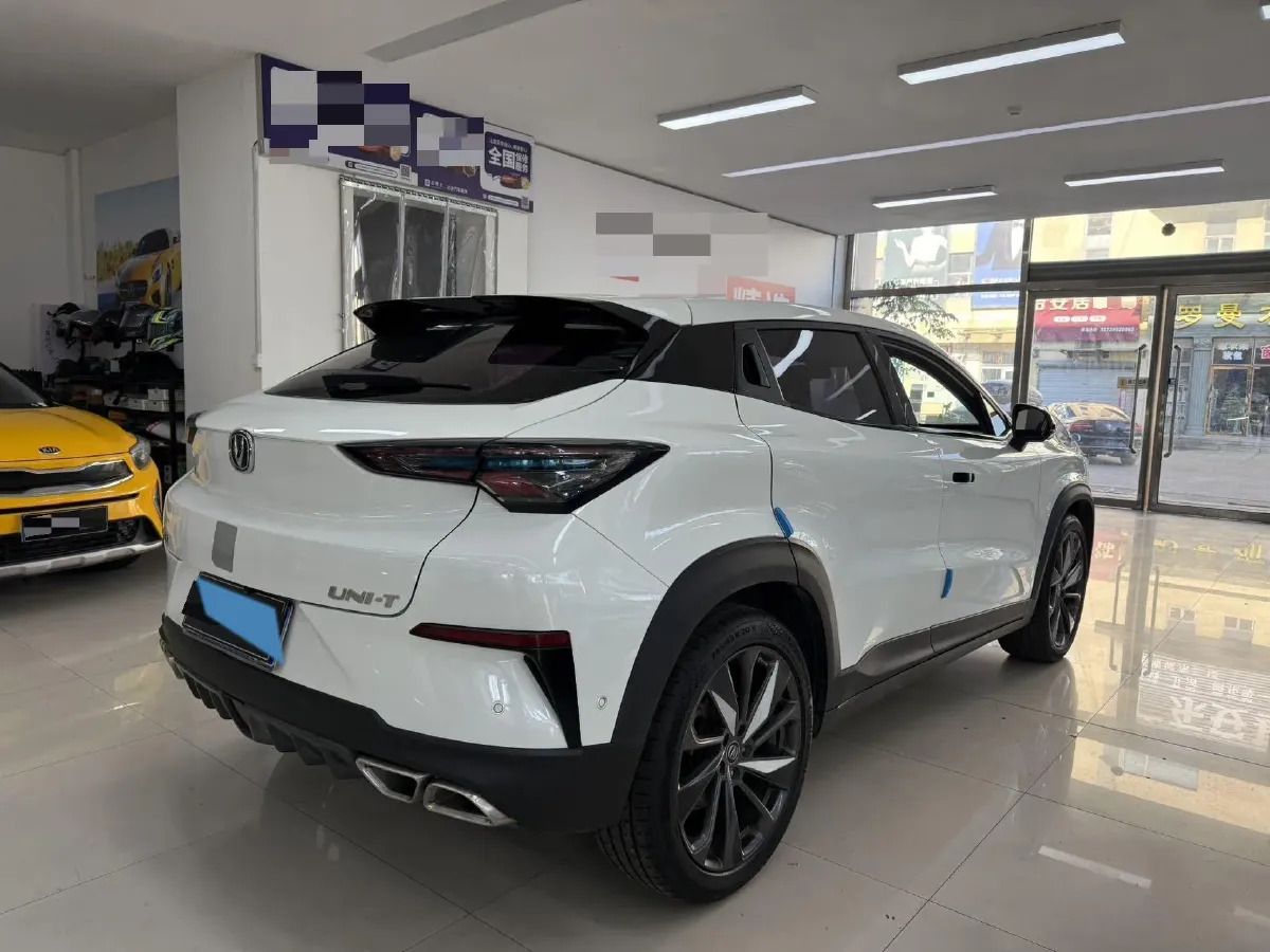 2020 ChangAn UNI-T 1.5T 180HP L4 7DCT,autocango,china used car exporter,china ev exporter,chinese used car exporter,chinese used ev exporter