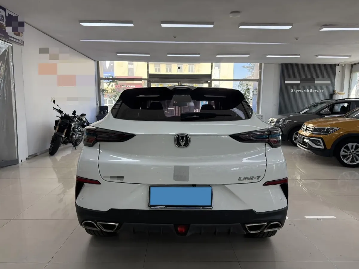 2020 ChangAn UNI-T 1.5T 180HP L4 7DCT,autocango,china used car exporter,china ev exporter,chinese used car exporter,chinese used ev exporter