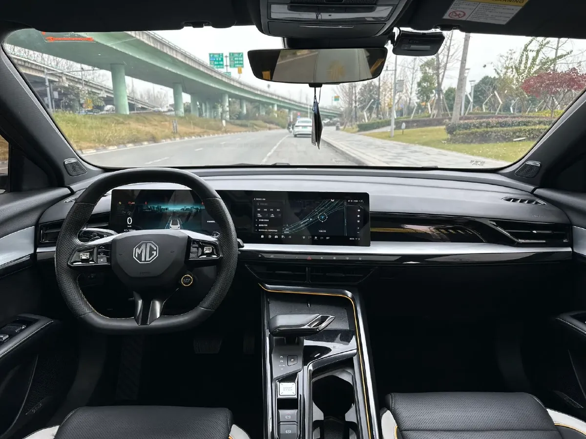 2021 MG 5 1.5T 173HP L4 7DCT,autocango,china used car exporter,china ev exporter,chinese used car exporter,chinese used ev exporter