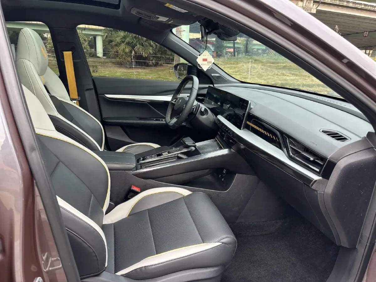 2021 MG 5 1.5T 173HP L4 7DCT,autocango,china used car exporter,china ev exporter,chinese used car exporter,chinese used ev exporter