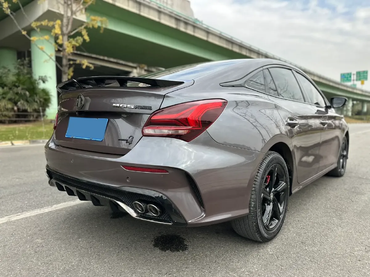 2021 MG 5 1.5T 173HP L4 7DCT,autocango,china used car exporter,china ev exporter,chinese used car exporter,chinese used ev exporter