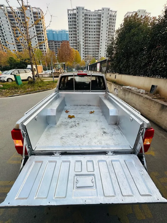 2021 Dongfeng RuiQi 2.4T 165HP L4 5MT,autocango,china used car exporter,china ev exporter,chinese used car exporter,chinese used ev exporter