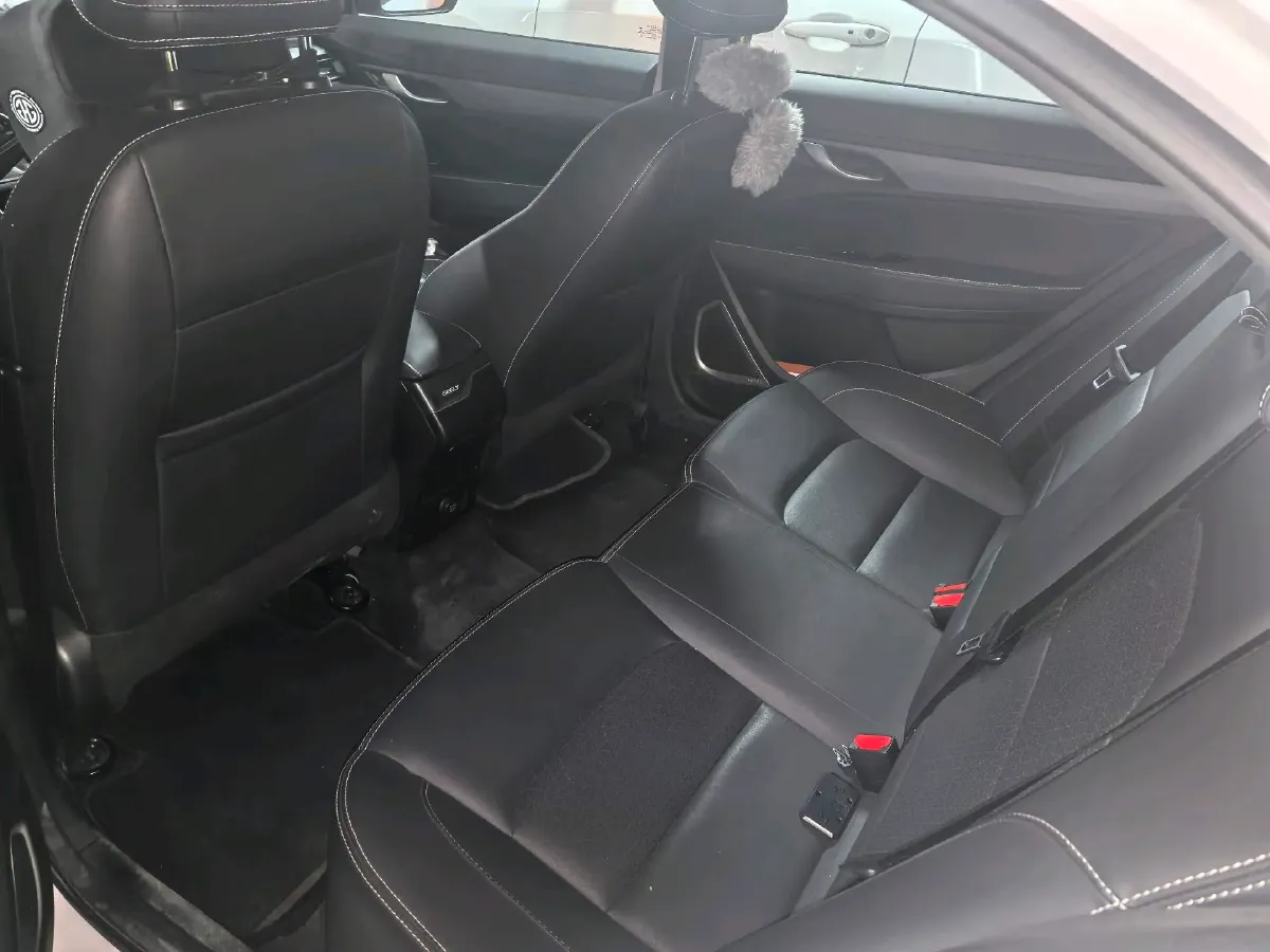 2021 Geely Emgrand 1.5L 109HP L4 CVT,autocango,china used car exporter,china ev exporter,chinese used car exporter,chinese used ev exporter