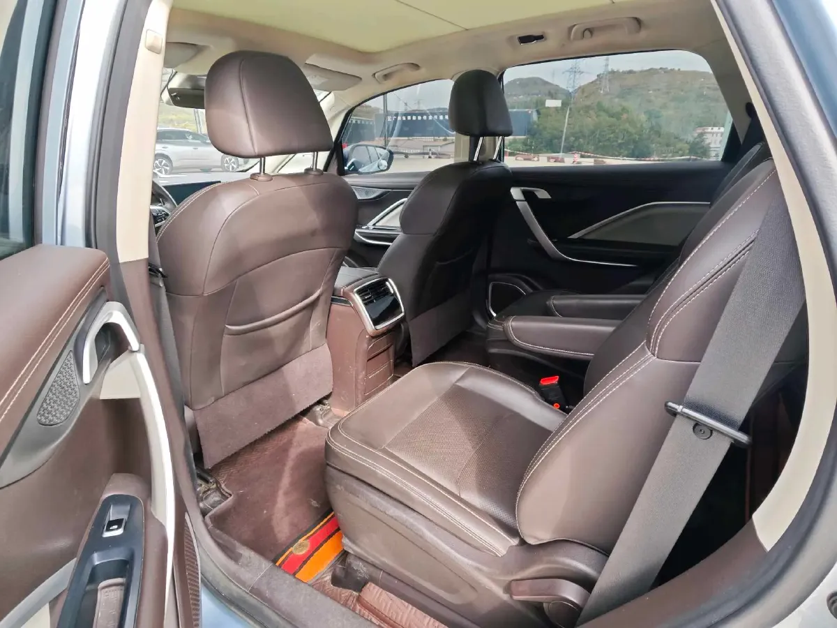 2021 Geely JiaJi 1.8T 184HP L4 7DCT,autocango,china used car exporter,china ev exporter,chinese used car exporter,chinese used ev exporter