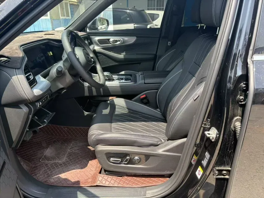 2024 GAC Trumpchi GS8 2.0T 252HP L4 8AT,autocango,china used car exporter,china ev exporter,chinese used car exporter,chinese used ev exporter