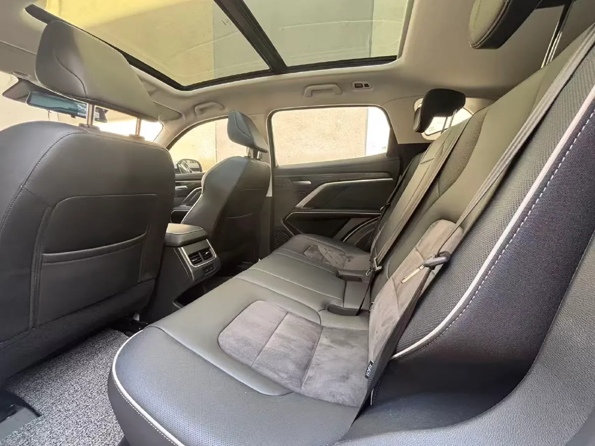 2023 Haval H6 1.5T 150HP L4 7DCT,autocango,china used car exporter,china ev exporter,chinese used car exporter,chinese used ev exporter