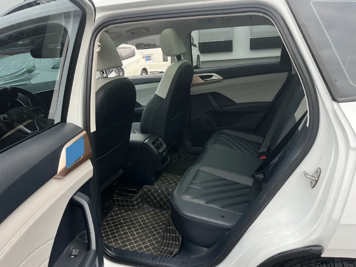 2023 Volkswagen Tharu 1.5T 160HP L4 7DCT,autocango,china used car exporter,china ev exporter,chinese used car exporter,chinese used ev exporter