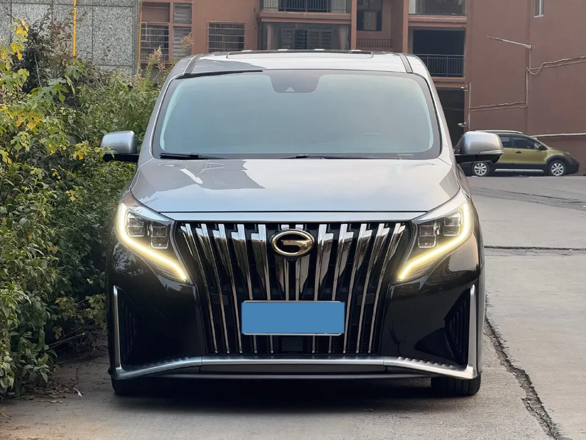 2021 GAC Trumpchi M8 2.0T 252HP L4 8AT,autocango,china used car exporter,china ev exporter,chinese used car exporter,chinese used ev exporter