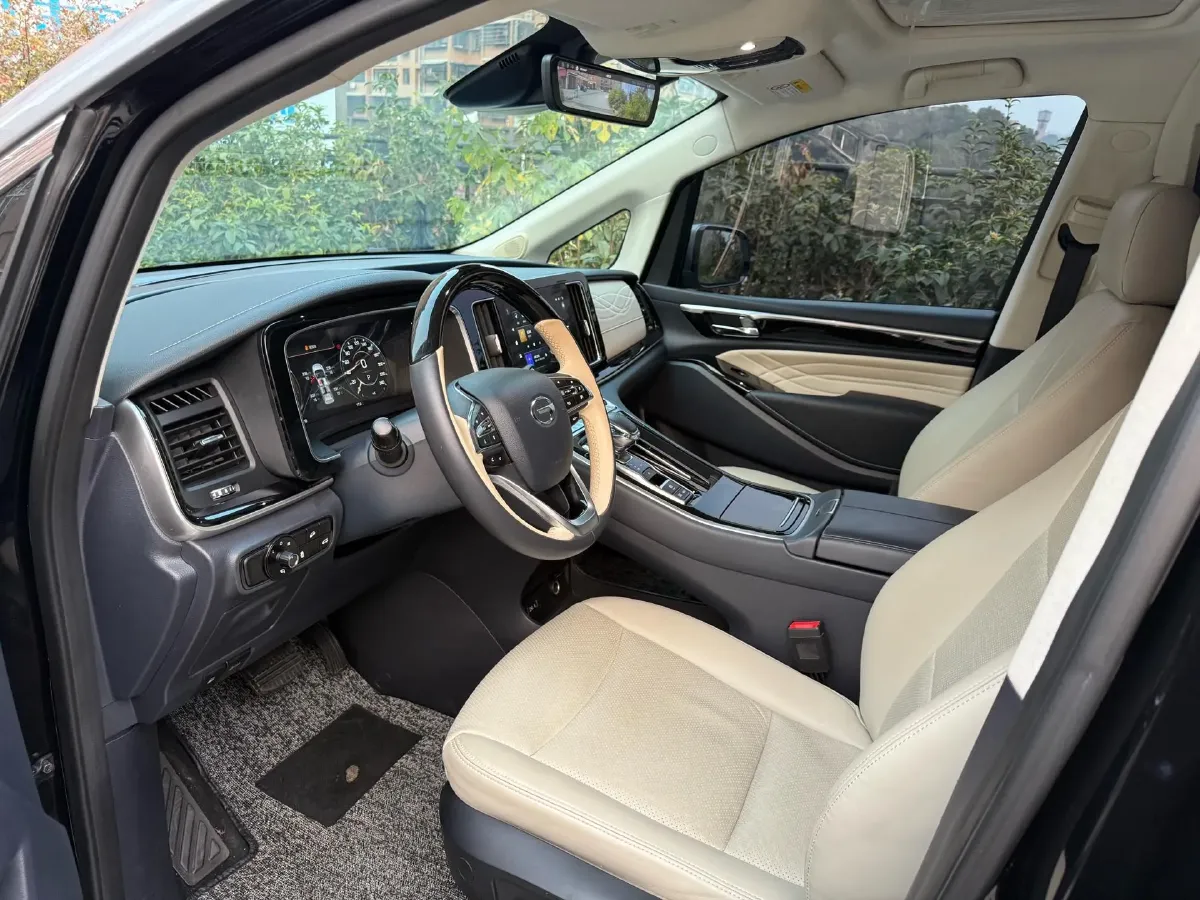 2021 GAC Trumpchi M8 2.0T 252HP L4 8AT,autocango,china used car exporter,china ev exporter,chinese used car exporter,chinese used ev exporter