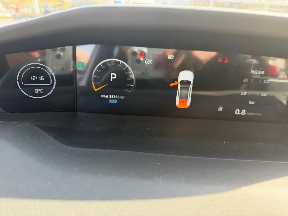 2023 ChangAn UNI-V 1.5T 188HP L4 7DCT,autocango,china used car exporter,china ev exporter,chinese used car exporter,chinese used ev exporter