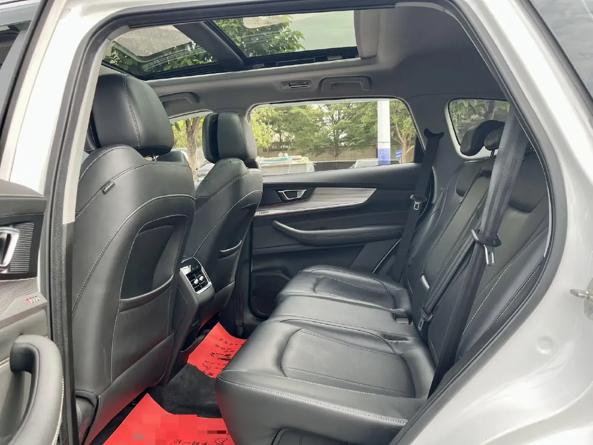 2021 Chery Tiggo 8 1.6T 197HP L4 7DCT,autocango,china used car exporter,china ev exporter,chinese used car exporter,chinese used ev exporter