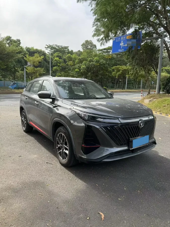 2022 ChangAn CS75 Plus 1.5T 188HP L4 8AT,autocango,china used car exporter,china ev exporter,chinese used car exporter,chinese used ev exporter