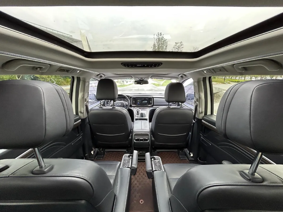 2021 GAC Trumpchi M8 2.0T 252HP L4 8AT,autocango,china used car exporter,china ev exporter,chinese used car exporter,chinese used ev exporter