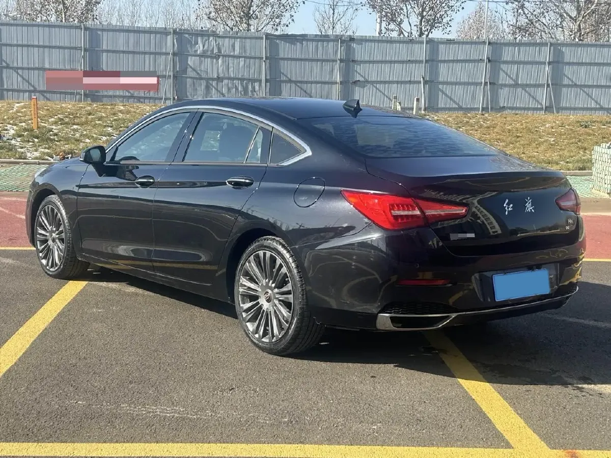 2020 HongQi H5 1.5T 169HP L4 7DCT,autocango,china used car exporter,china ev exporter,chinese used car exporter,chinese used ev exporter