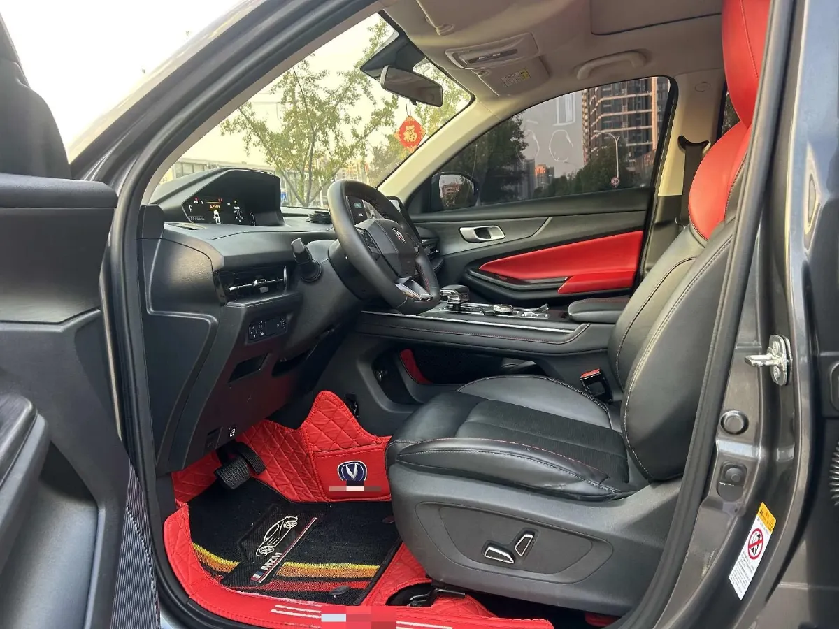 2022 ChangAn Oshan X7 Plus 1.5T 188HP L4 7DCT,autocango,china used car exporter,china ev exporter,chinese used car exporter,chinese used ev exporter