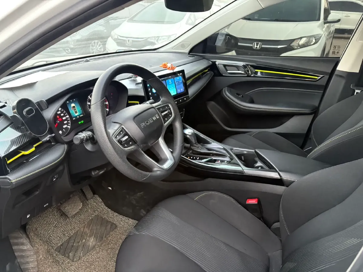 2021 Roewe i5 1.5L 120HP L4 CVT,autocango,china used car exporter,china ev exporter,chinese used car exporter,chinese used ev exporter