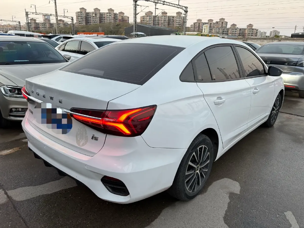 2021 Roewe i5 1.5L 120HP L4 CVT,autocango,china used car exporter,china ev exporter,chinese used car exporter,chinese used ev exporter