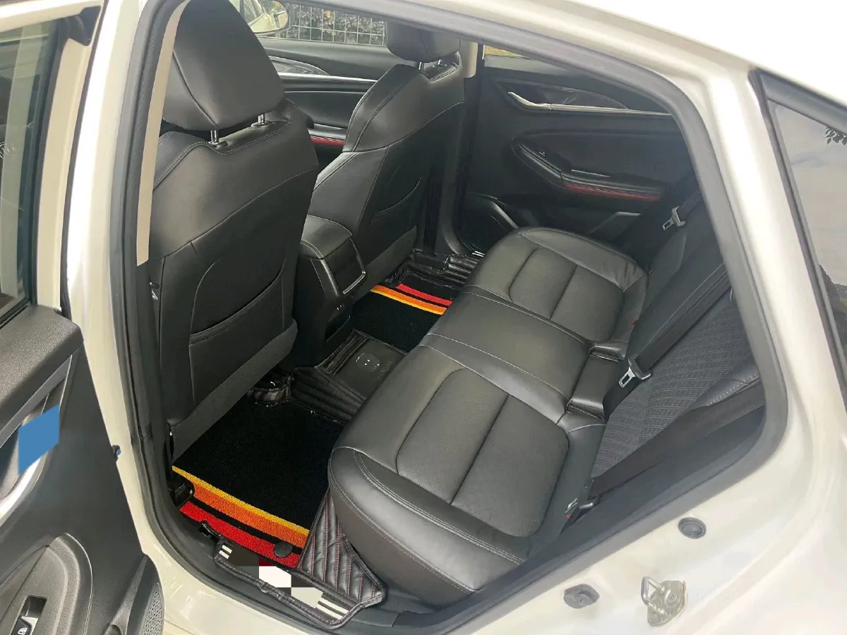 2020 ChangAn Eado 1.6L 128HP L4 5MT,autocango,china used car exporter,china ev exporter,chinese used car exporter,chinese used ev exporter