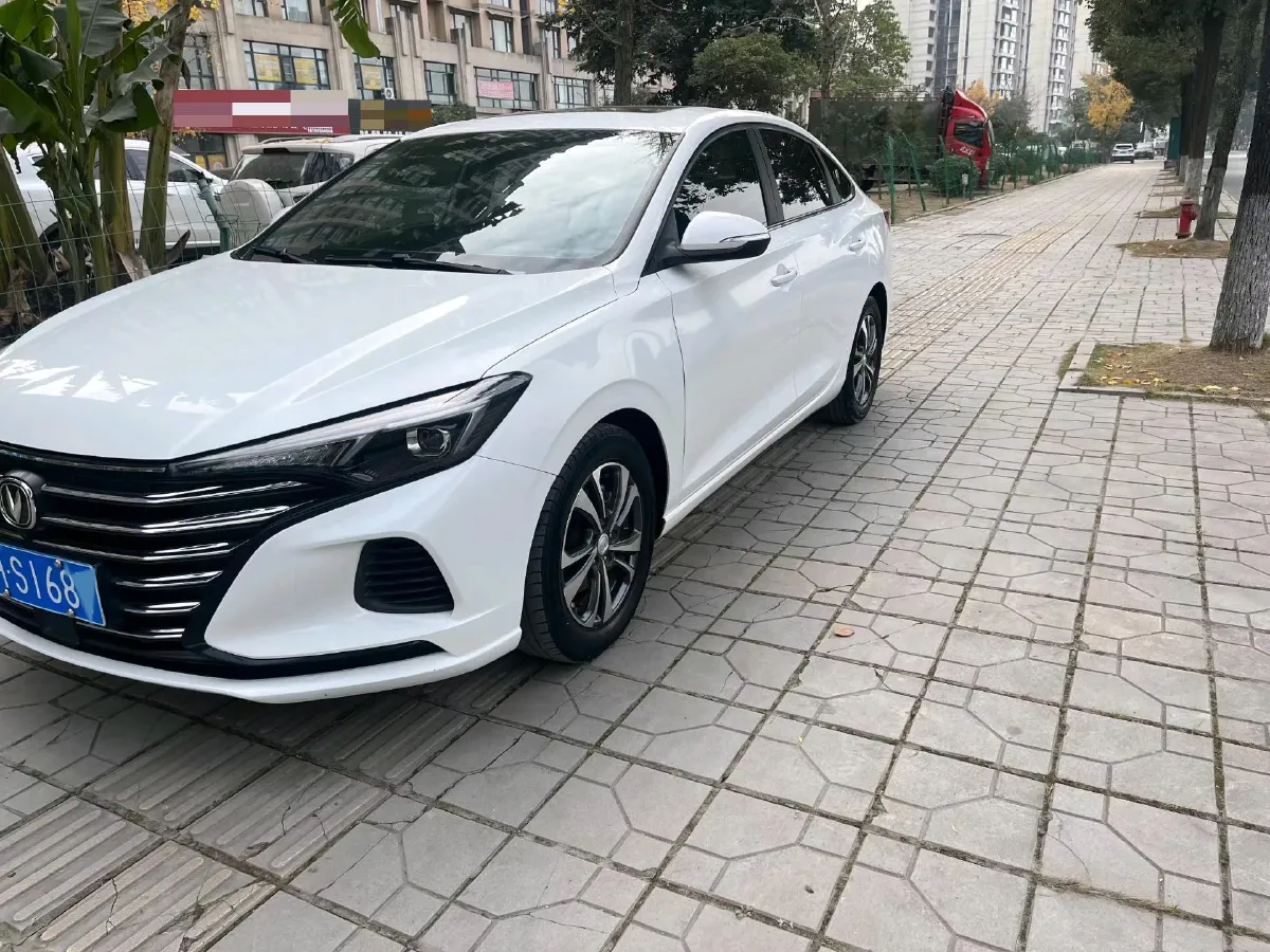2020 ChangAn Eado 1.6L 128HP L4 5MT,autocango,china used car exporter,china ev exporter,chinese used car exporter,chinese used ev exporter