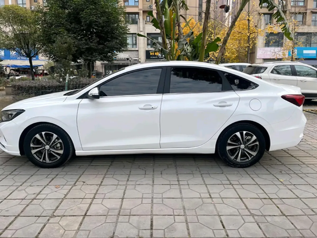2020 ChangAn Eado 1.6L 128HP L4 5MT,autocango,china used car exporter,china ev exporter,chinese used car exporter,chinese used ev exporter