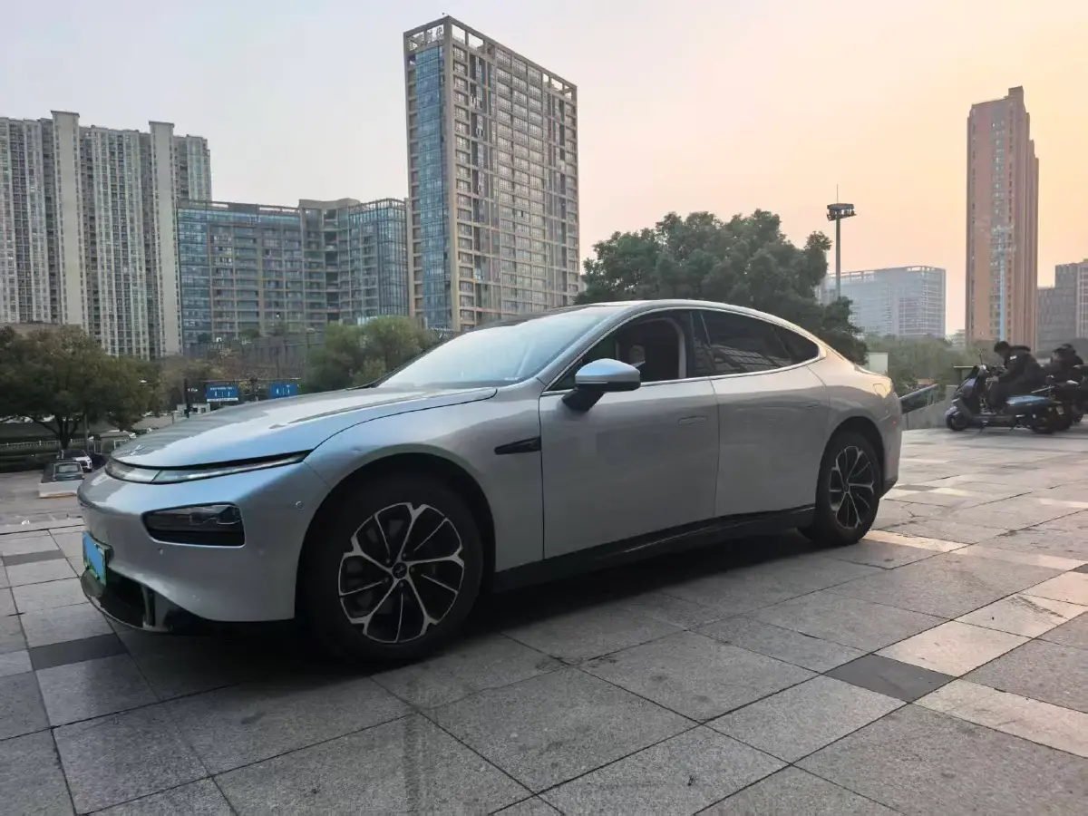 2022 Xpeng P7 BEV 83.1KWH