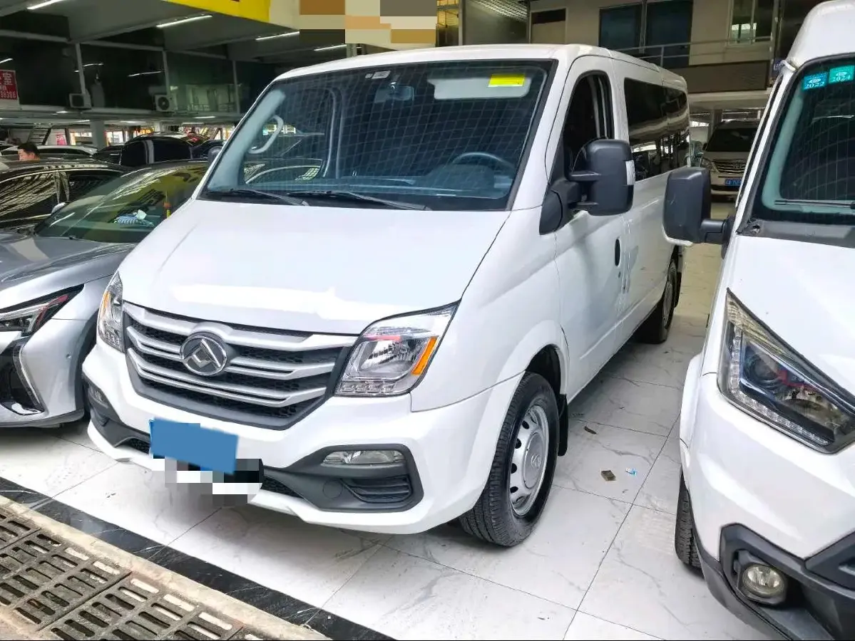 2024 MAXUS XinTu V80 2.0T 147HP L4 6MT