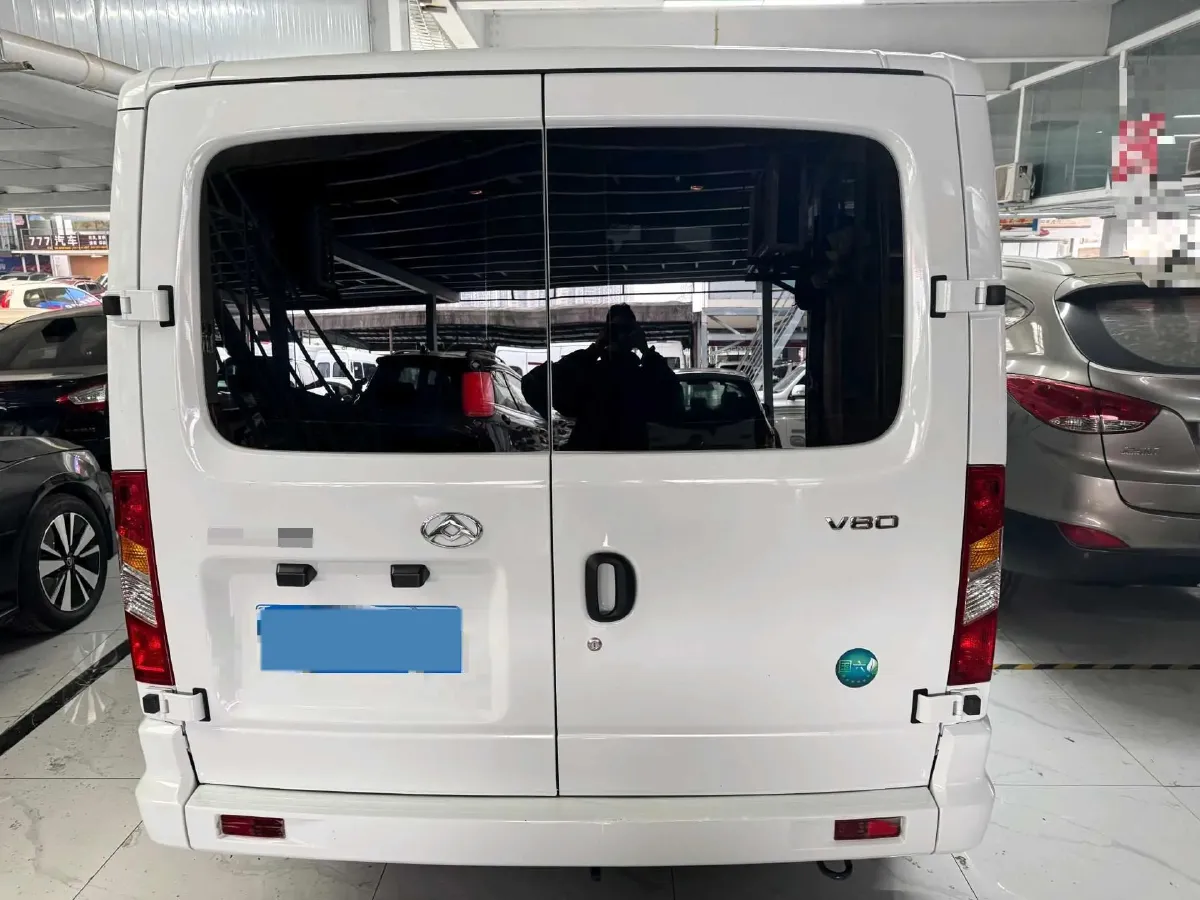 2024 MAXUS XinTu V80 2.0T 147HP L4 6MT,autocango,china used car exporter,china ev exporter,chinese used car exporter,chinese used ev exporter