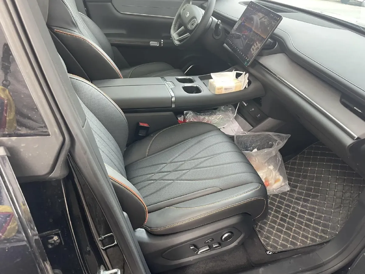 2025 ChangAn QiYuan Q07 1.5L 98HP L4 E-CVT PHEV,autocango,china used car exporter,china ev exporter,chinese used car exporter,chinese used ev exporter